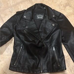 Levi's Women's Classic Black Leather Jacket